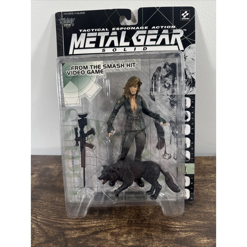Metal Gear Solid SNIPER WOLF Konami Mcfarlane Toys - NEW SEALED